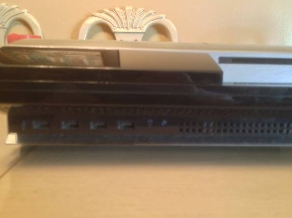 (new) ps3 60gb with controller - $200 thumbnail 2