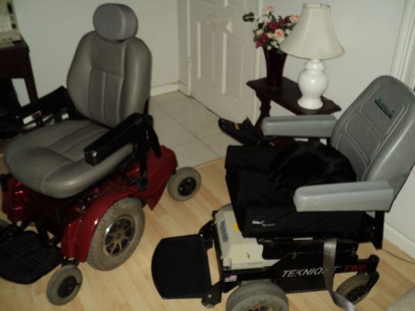 hoveround power chair - $385 thumbnail 2