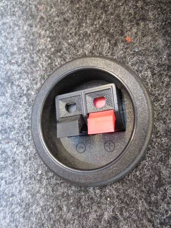 12" dual subs **excellent condition** - $35 thumbnail 2