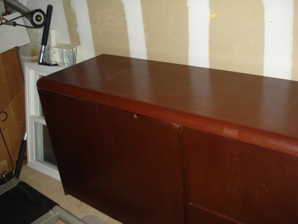 brown office desk with credenza and glass cover - $225 thumbnail 2