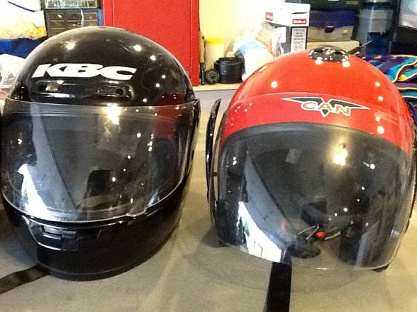 5 motorcycle helmets good condition - $30 thumbnail 2