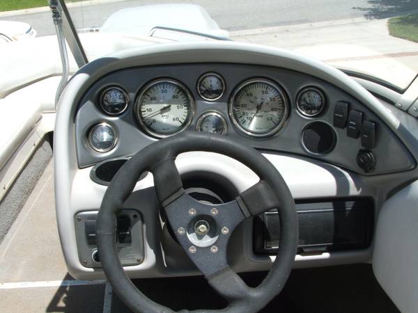 2004 21' reinell open bow volvo penta boat v-8 5.0 engine -- 220 hp - $13,800 thumbnail 2