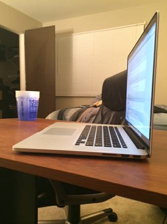 15" retina macbook pro 512gb 8gb - $1,590 thumbnail 3