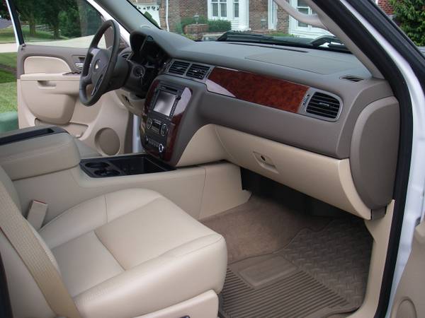 2013 chevrolet 3/4 crew 4x4 ltz diesel - $49,500 thumbnail 2