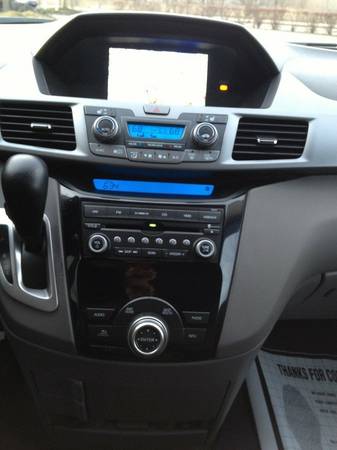 2013 honda odyssey ex-l - $31,888 thumbnail 3