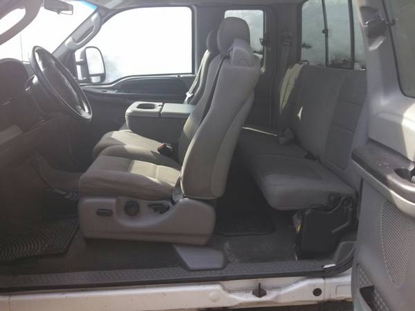 2005 f250 diesel superduty 6.0 8' bed xtra cab - $14,500 thumbnail 3