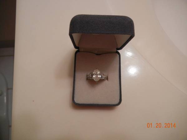 engagement ring diamond/platinum - $6,500 thumbnail 2
