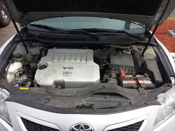 2007 toyota camry se 1-owner silver on black - $8,900 thumbnail 3