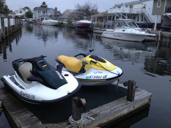 yamaha waverunner kawasaki jet very low hours - $6,033 thumbnail 2