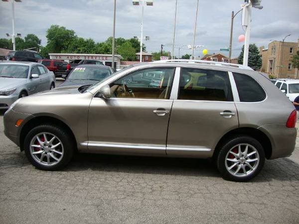 2004 porsche cayenne turbo - $18,995 thumbnail 2